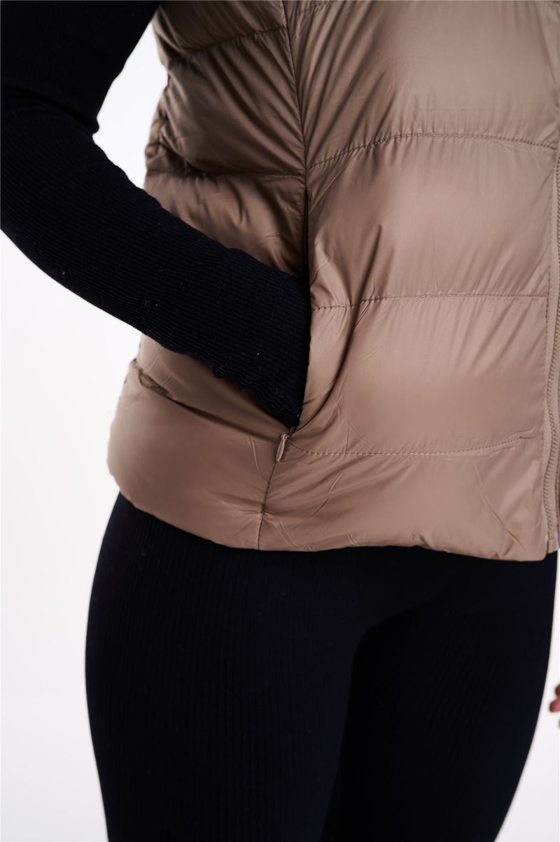 Womens Plain Black Hooded Gilet Body Warmer Padded Sherpa Borg Lined Zip Up Gilet Vest Basic Bodywarmer Short Sleeveless Jacket Zip Pockets