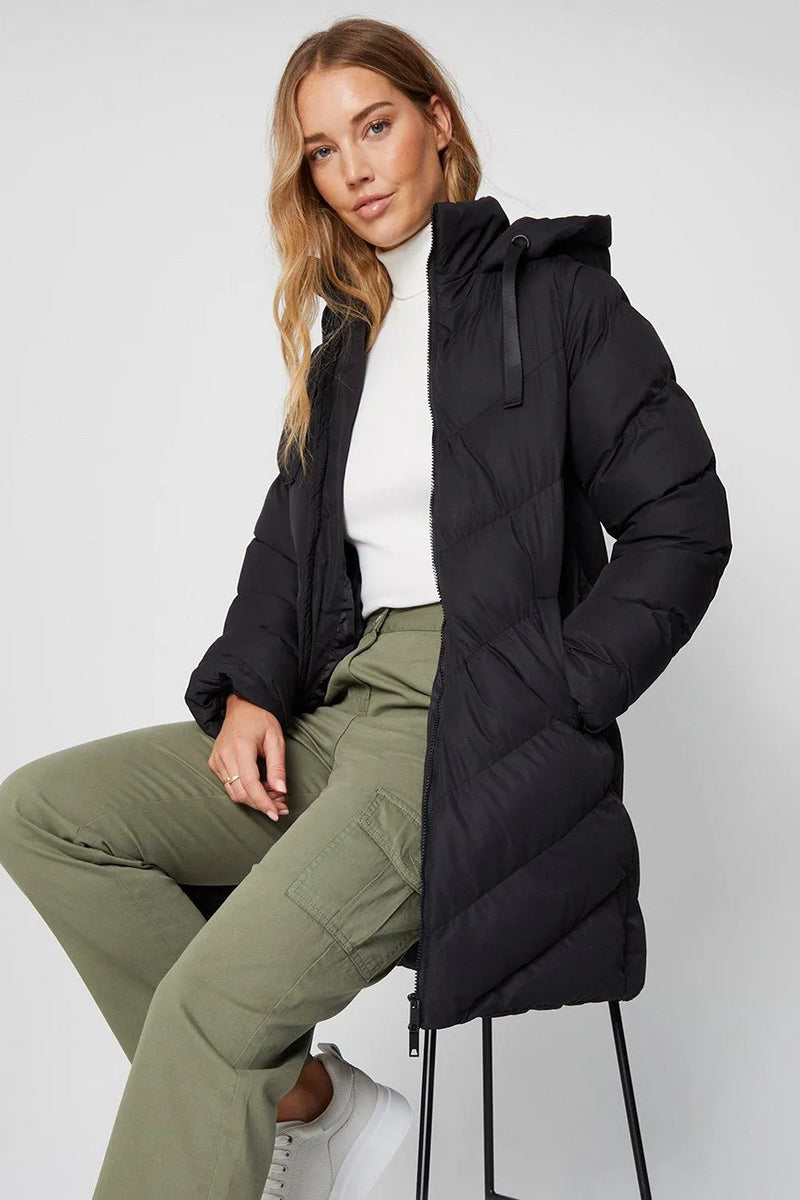 Spindle Dracula Womens Coat
